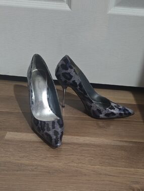 Women's Gray Leopard Print Pointed Toe Stiletto Heels